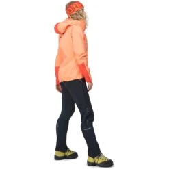 Norrona Chaqueta Mujer - Trollveggen Gore-Tex Light Pro - Campanula 12 Norrona Chaqueta Mujer - Trollveggen Gore-Tex Light Pro - Campanula -Norrona 340876 03 d 722293