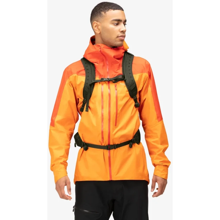 Norrona Mochila - 15L - Olive Night 4 Norrona Mochila - 15L - Olive Night - Imagen 4