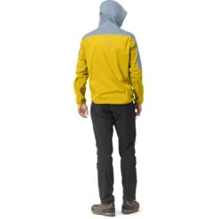Norrona Chaqueta Hombre - Falketind Aero60 Hood - Sulphur/Blue Fog -Norrona norrona falketind aero60 hood men sulphur blue fog model 2 1399444