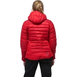 Norrona Plumífero Chaqueta Mujer - Falketind Down750 Hood - True Red -Norrona norrona falketind down750 hood jacket women true red 2 1460757