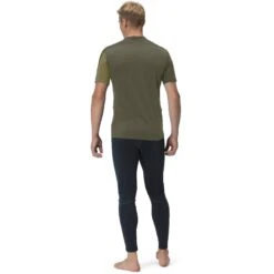 Norrona Camiseta Hombre - Falketind Equaliser Merino - Olive Drab/Olive Night -Norrona norrona falketind equaliser merino t shirt men olive drab olive night model 2 1399446