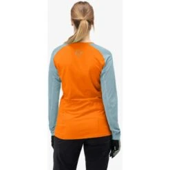 Norrona Camiseta De Manga Larga Mujer - Fjørå Equaliser Lightweight - Orange Popsicle/Tourmaline -Norrona norrona fjora equaliser lightweight long sleeve shirt women orange popsicle tourmaline 5 1126768