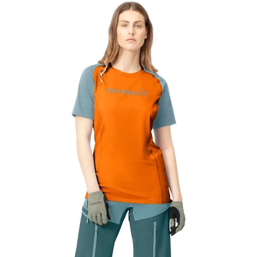 Norrona Camiseta Mujer - Fjørå Equaliser Lightweight - Orange Popsicle/Tourmaline 1 Norrona Camiseta Mujer - Fjørå Equaliser Lightweight - Orange Popsicle/Tourmaline