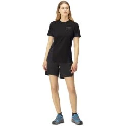 Norrona Camiseta Mujer - Senja Equaliser Lightweight - Caviar -Norrona norrona senja equaliser lightweight t shirt women caviar model 1 1399833