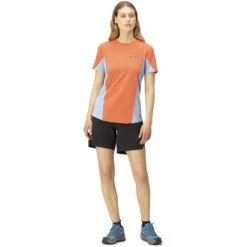 Norrona Camiseta Mujer - Senja Equaliser Lightweight - Flamingo -Norrona norrona senja equaliser lightweight t shirt women flamingo model 1 1399841