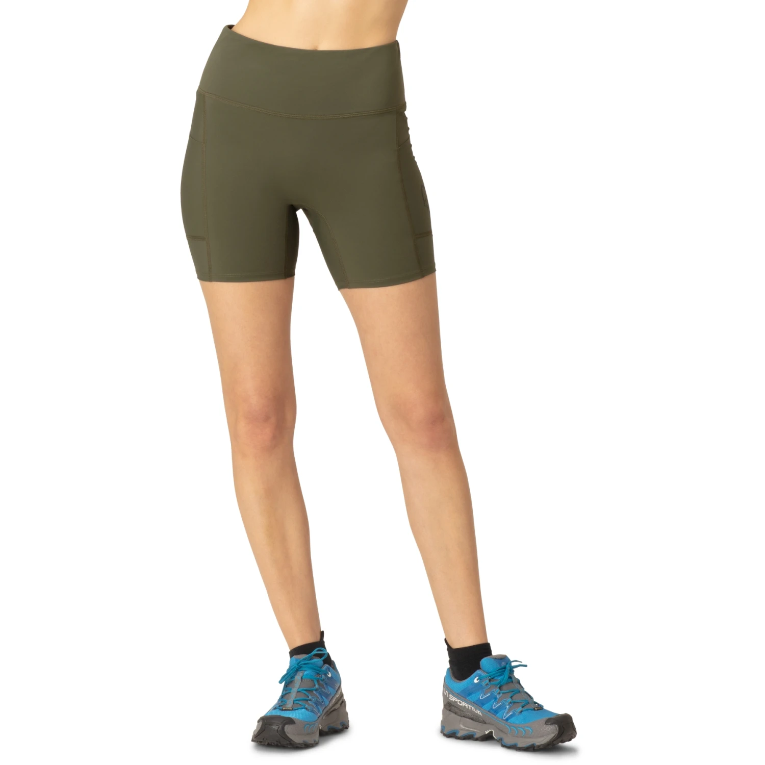 Norrona Malla Mujer - Senja Equaliser Stretch 6 Inch - Olive Night/Caviar 1 Norrona Malla Mujer - Senja Equaliser Stretch 6 Inch - Olive Night/Caviar