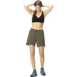Norrona Pantalones Cortos Mujer - Senja Flex1 8 Inch - Olive Night -Norrona norrona senja flex1 8 inch shorts women olive night model 1 1399938