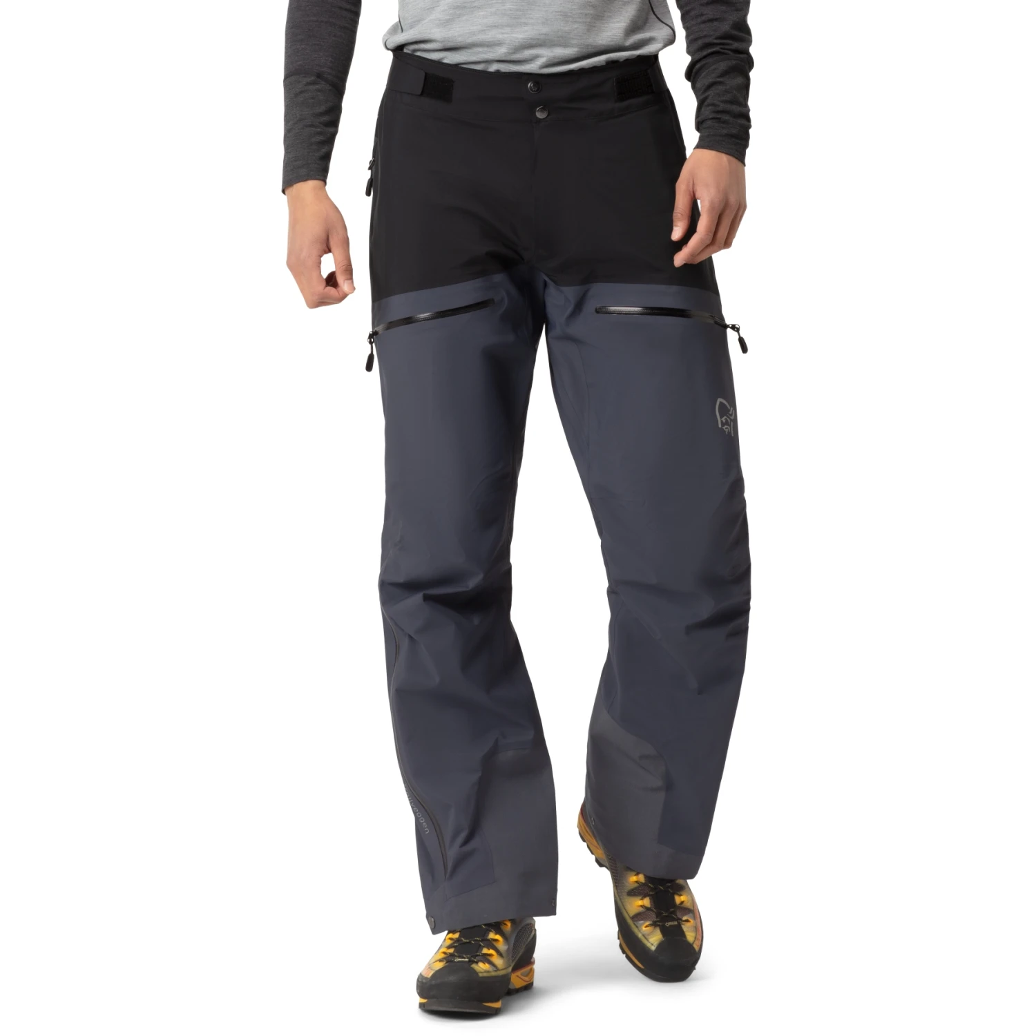 Norrona Pantalones Hombre - Trollveggen Gore-Tex Pro Light - Caviar/Cool Black 1 Norrona Pantalones Hombre - Trollveggen Gore-Tex Pro Light - Caviar/Cool Black