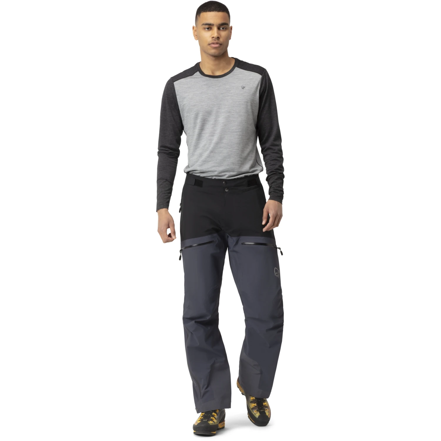 Norrona Pantalones Hombre - Trollveggen Gore-Tex Pro Light - Caviar/Cool Black 4 Norrona Pantalones Hombre - Trollveggen Gore-Tex Pro Light - Caviar/Cool Black - Imagen 4