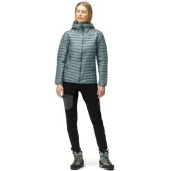 Norrona Plumífero Chaqueta Mujer - Trollveggen Superlight Down850 Hood - North Atlantic 8 Norrona Plumífero Chaqueta Mujer - Trollveggen Superlight Down850 Hood - North Atlantic -Norrona norrona trollveggen superlight down850 hood jacket women north atlantic 3 1258421